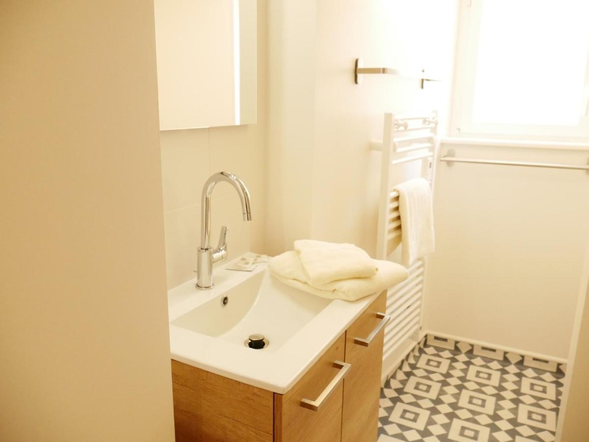 Appartement Avec Chambre - Entree Spa Incluse Bourbon-Lancy Dış mekan fotoğraf